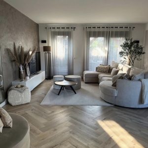 Maxi SPC herringbone Greige oak 0.812m2 per pack
